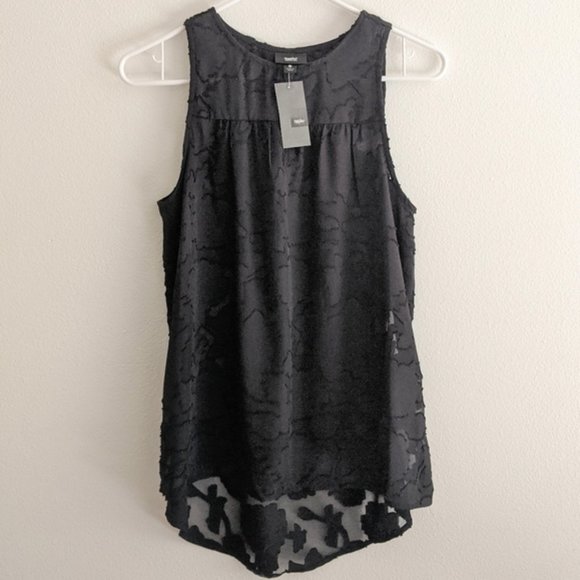 NWT Romantic Delicate Floral Embellished Back Top - Picture 1 of 4